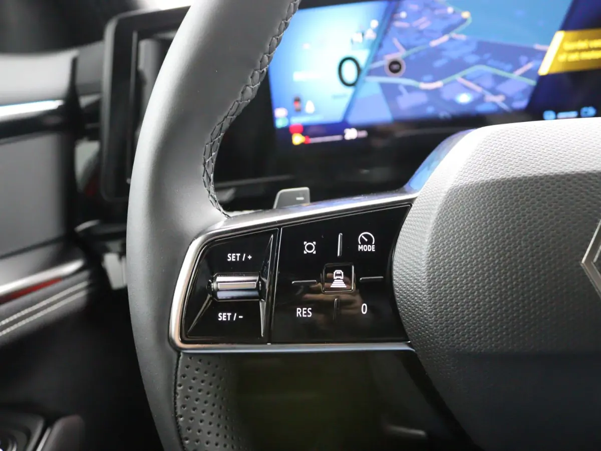 techno full hybrid E-Tech 200 | Adapt. Cruise | Parkeercamera |