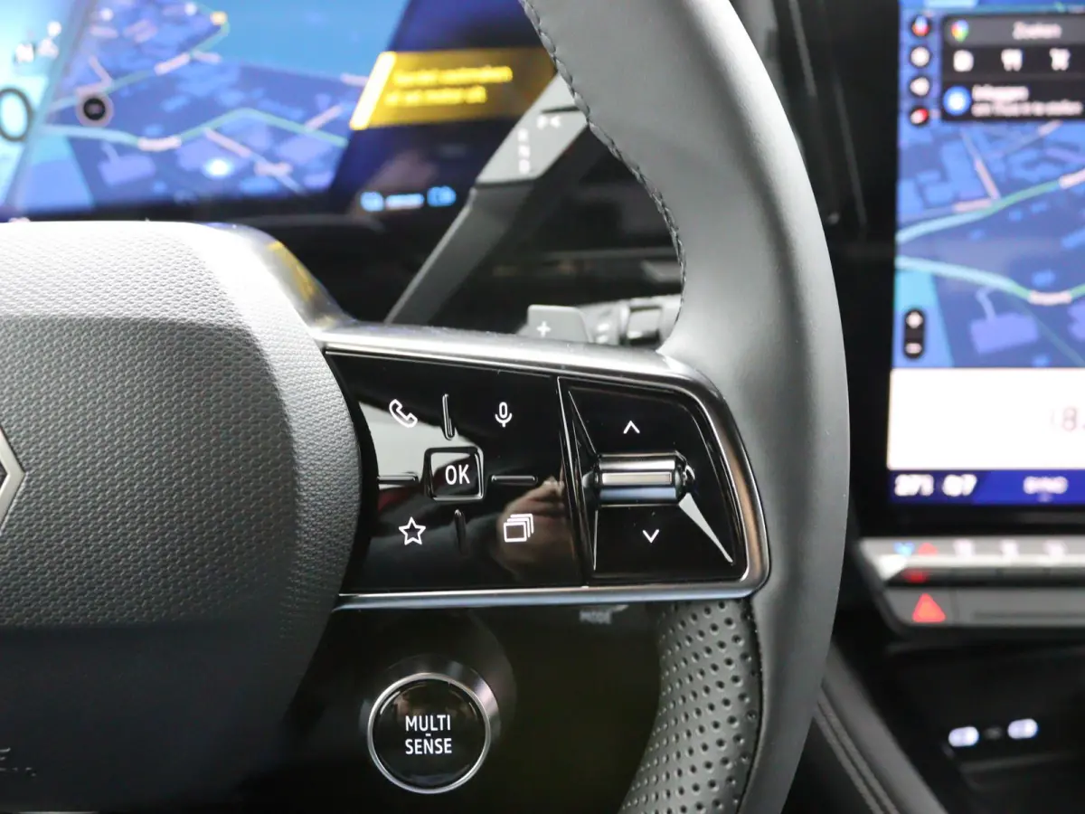 techno full hybrid E-Tech 200 | Adapt. Cruise | Parkeercamera |