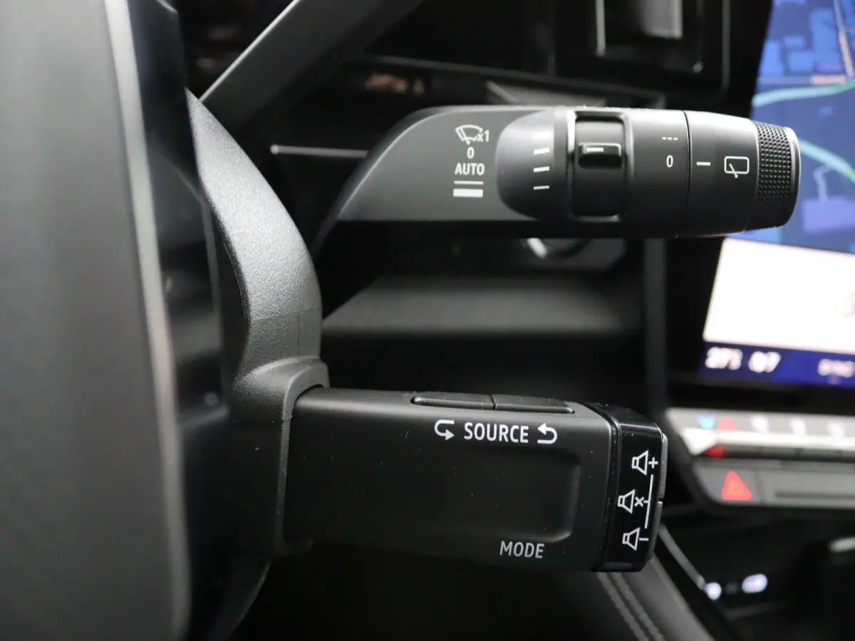 techno full hybrid E-Tech 200 | Adapt. Cruise | Parkeercamera |