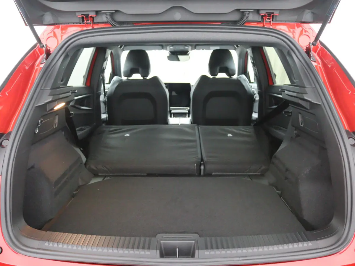 techno full hybrid E-Tech 200 | Adapt. Cruise | Parkeercamera |