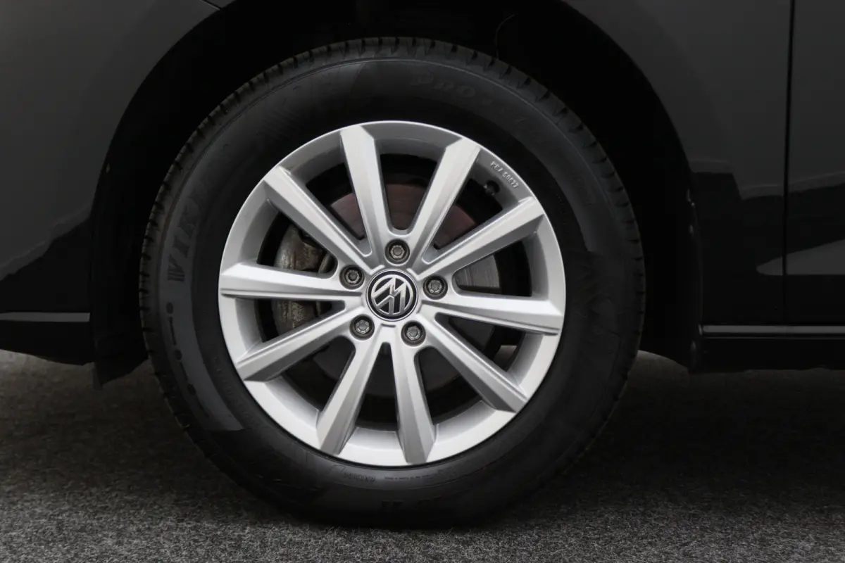 2.0 TDI Comfort Airco, Cruise, Apple Carplay, Camera, Bluetooth, Elektrische Pakket, 16''