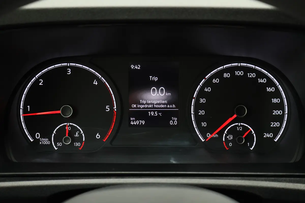 2.0 TDI Comfort Airco, Cruise, Apple Carplay, Camera, Bluetooth, Elektrische Pakket, 16''