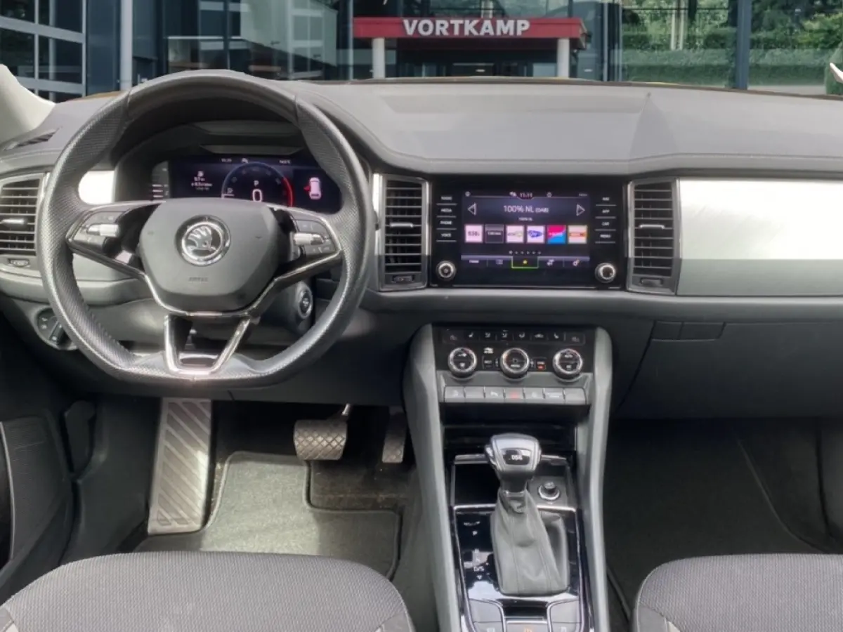 1.5 TSI DSG AMBITION CAMERA/CRUISE/STOELVERW/PDC
