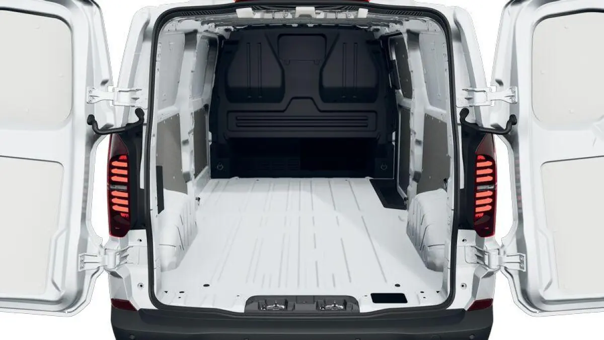 L2H1 Life 136PK | Airco | Multifunctioneel stuur | Cruise control | Apple Carplay | Trekhaak | Achterdeuren | Armsteun | Achteruitrijcamera |