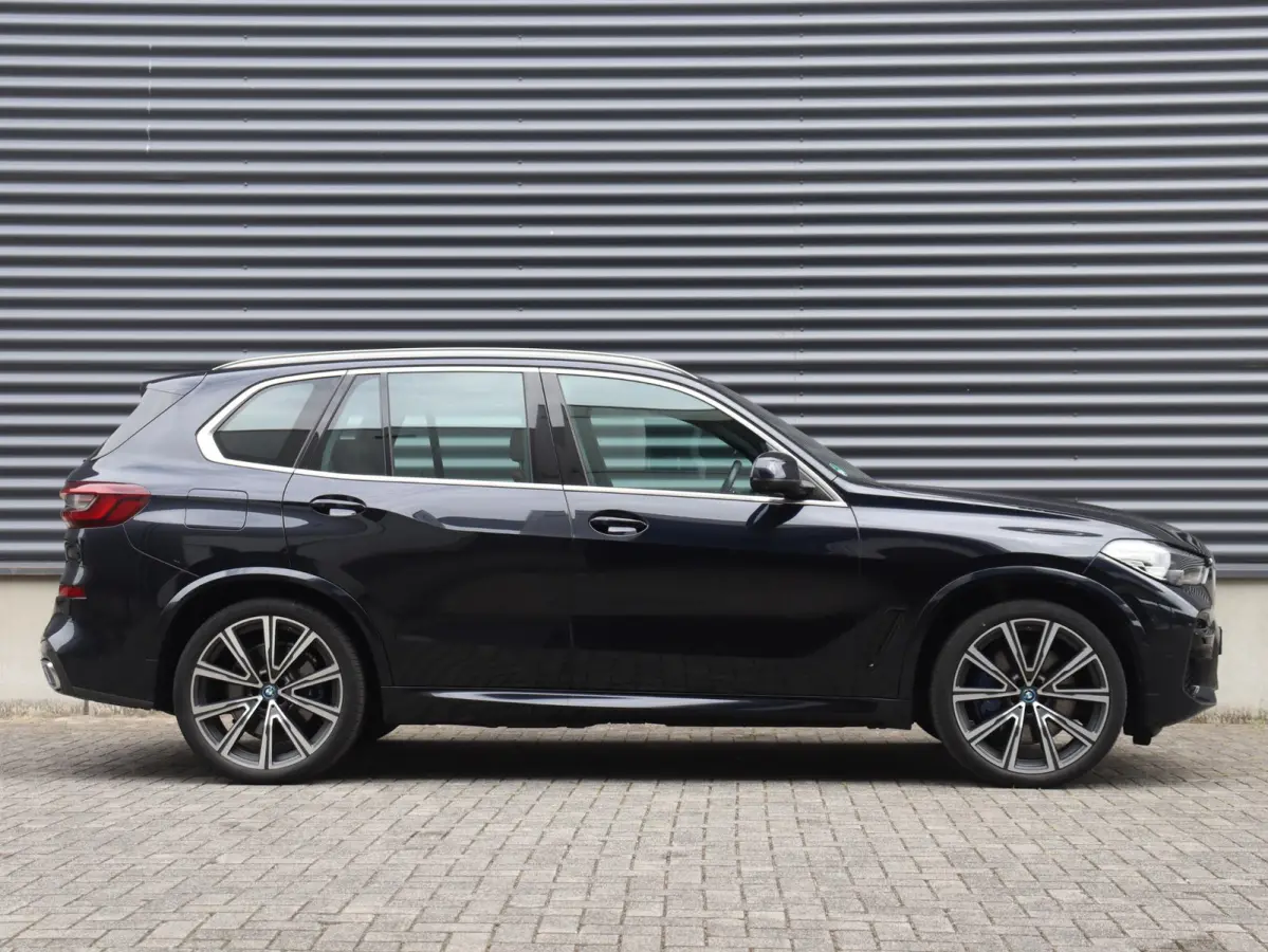 xDrive45e | High Executive | M Sportpakket | Panodak | Trekhaak | Driving Assistant Prof. | Comfortstoelen | Parking Assistant Plus | Comfort Access | SOH 87% | 22'' LMV