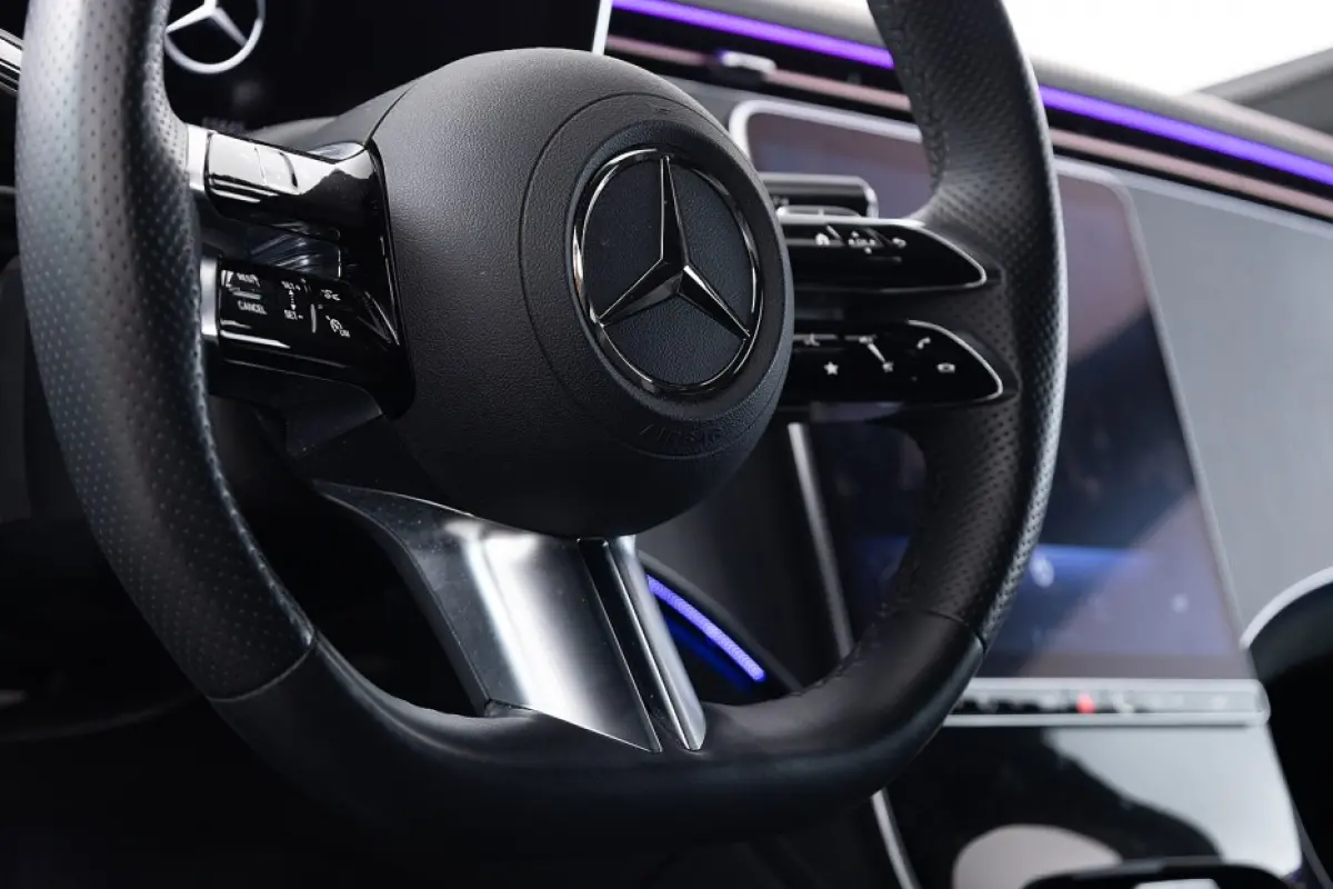 300 Sport Edition AMG 89 kWh SOH 100%| PANORAMADAK | BURMESTER ✅ 1e Eigenaar
