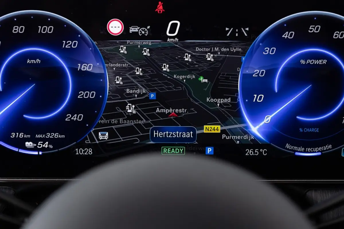 300 Sport Edition AMG 89 kWh SOH 100%| PANORAMADAK | BURMESTER ✅ 1e Eigenaar