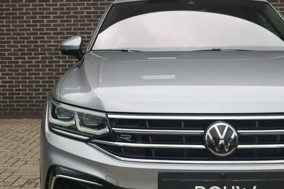 1.5 TSI 150pk DSG R-Line Business | 360 Camera | Panoramadak | Trekhaak Wegklapbaar