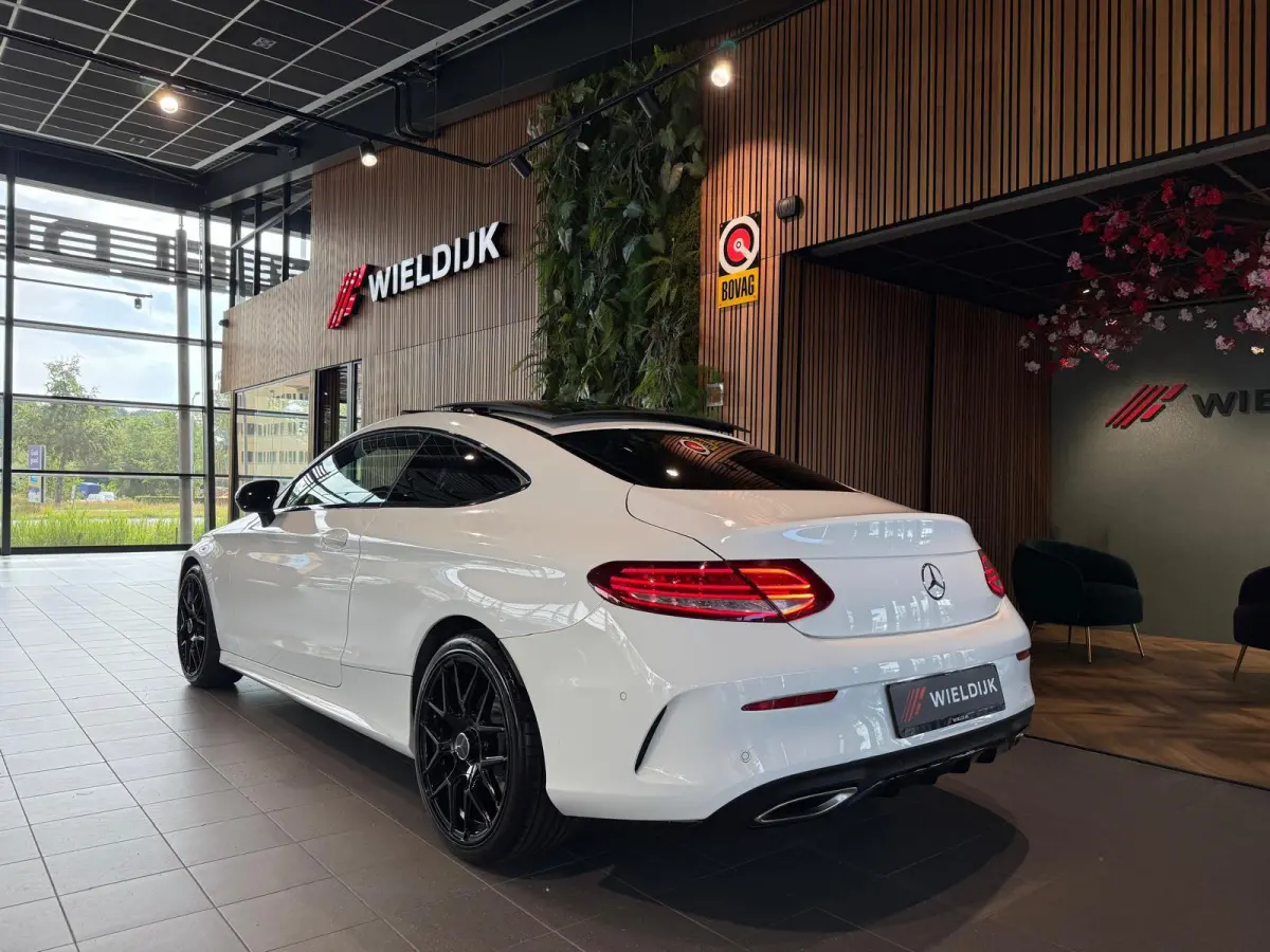 180 Premium Plus Panorama Schuifdak nieuwe velgen en banden