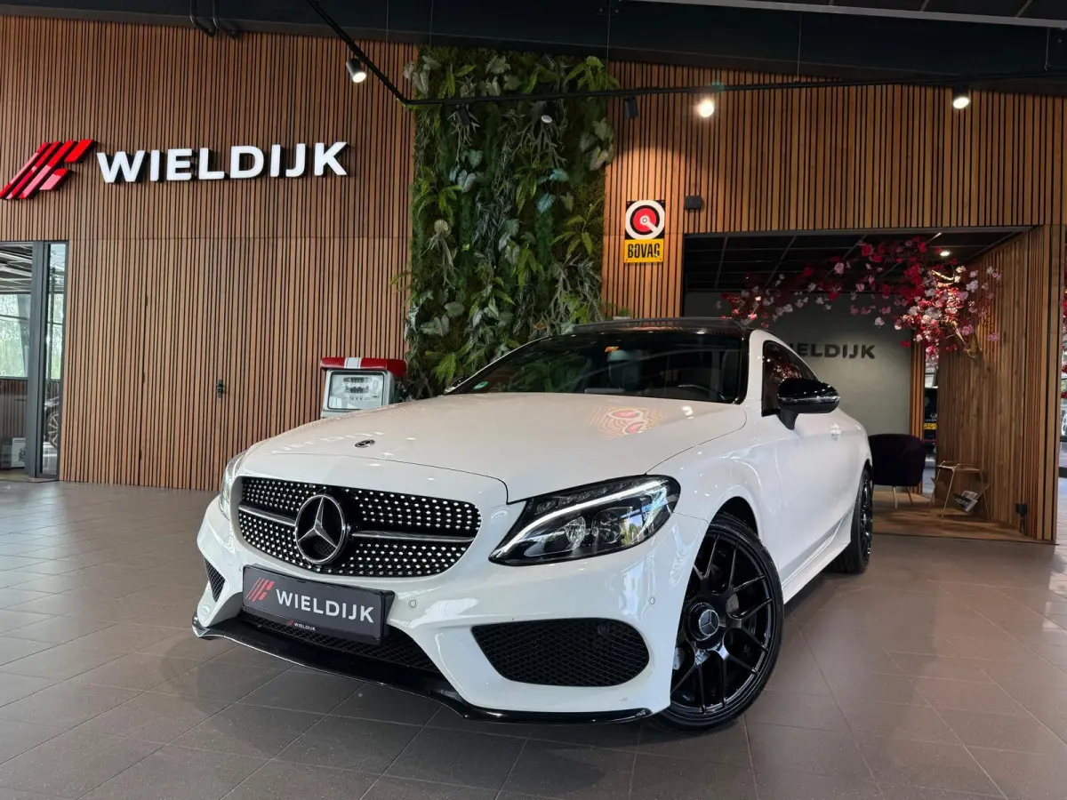 180 Premium Plus Panorama Schuifdak nieuwe velgen en banden