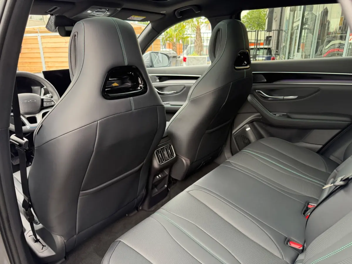 1.5 DM-i FWD Boost | 360 | Pano | Leder | CarPlay | Full options