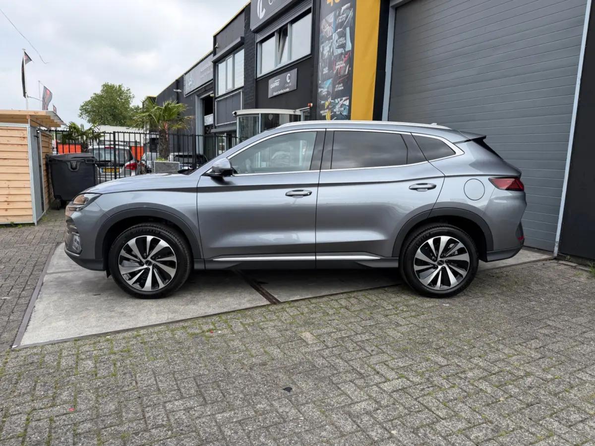 1.5 DM-i FWD Boost | 360 | Pano | Leder | CarPlay | Full options