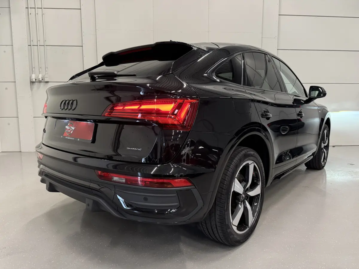55 TFSI e quattro S-Line BLACK RS-LEER/HEAD-UP/TREKHAAK/20"/CAMERA/SOH 90%/SFEER/CARPLAY/MATRIX/KEYLESS/BLACK-OPTIC PLUS/3X S-LINE/AUDI DEALER HISTORIE