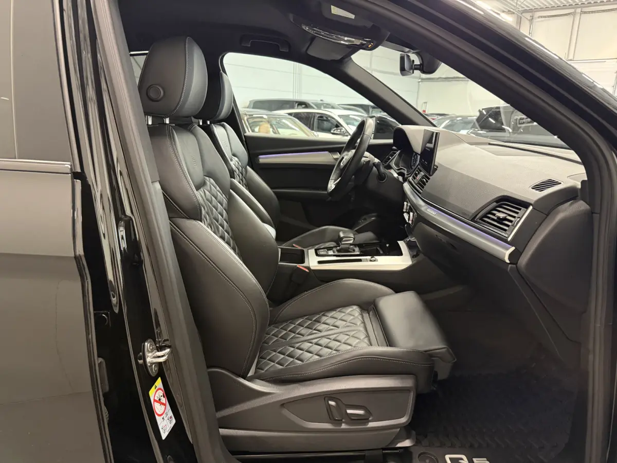 55 TFSI e quattro S-Line BLACK RS-LEER/HEAD-UP/TREKHAAK/20"/CAMERA/SOH 90%/SFEER/CARPLAY/MATRIX/KEYLESS/BLACK-OPTIC PLUS/3X S-LINE/AUDI DEALER HISTORIE