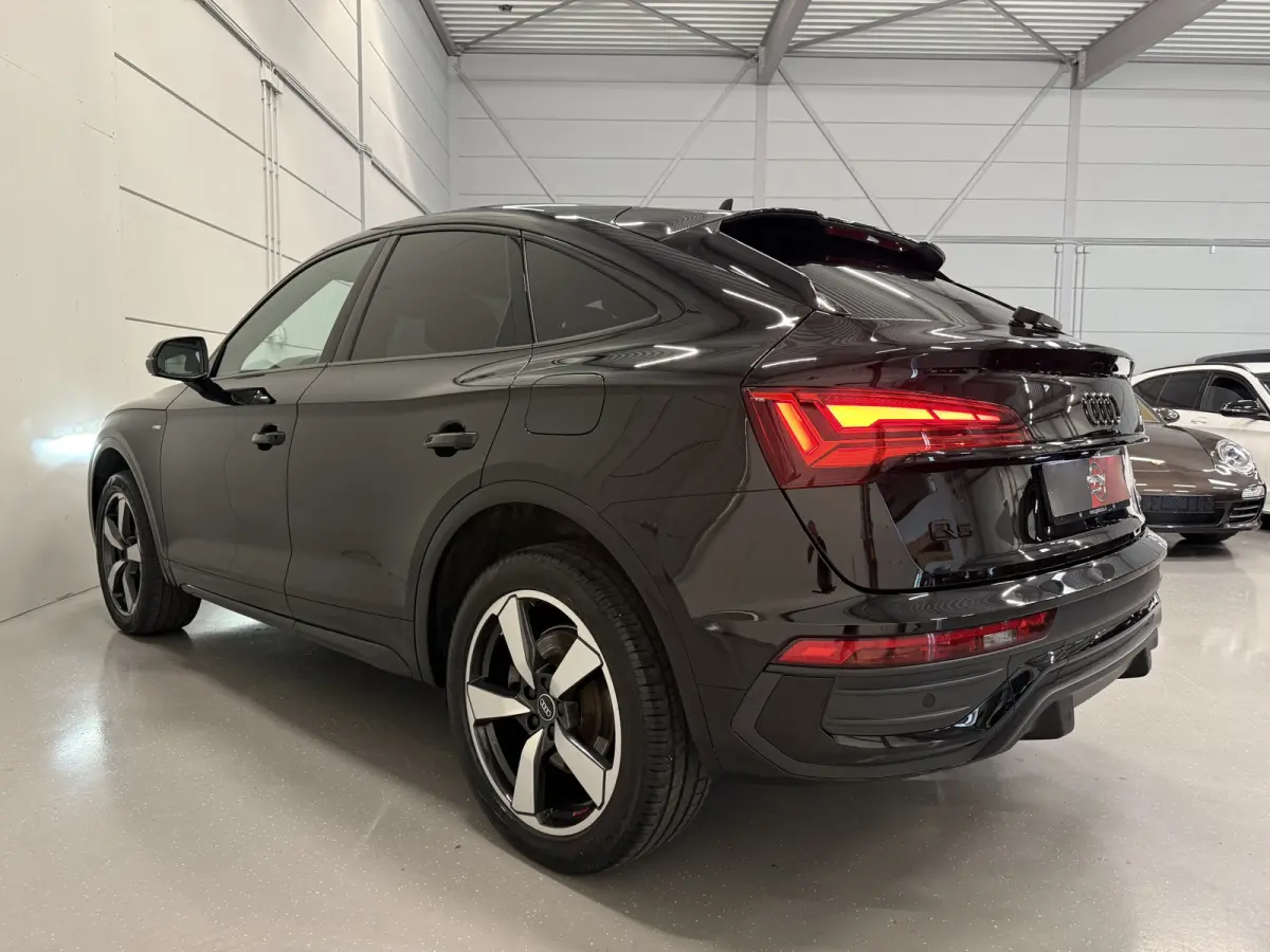 55 TFSI e quattro S-Line BLACK RS-LEER/HEAD-UP/TREKHAAK/20"/CAMERA/SOH 90%/SFEER/CARPLAY/MATRIX/KEYLESS/BLACK-OPTIC PLUS/3X S-LINE/AUDI DEALER HISTORIE