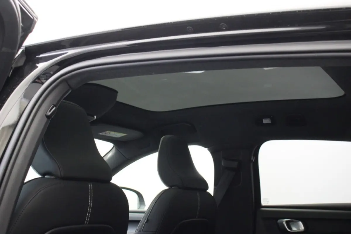 Recharge Twin 78 kWh - Panorama, Carplay, 360 Camera, Half Leer, Memory, SOH 89,2%