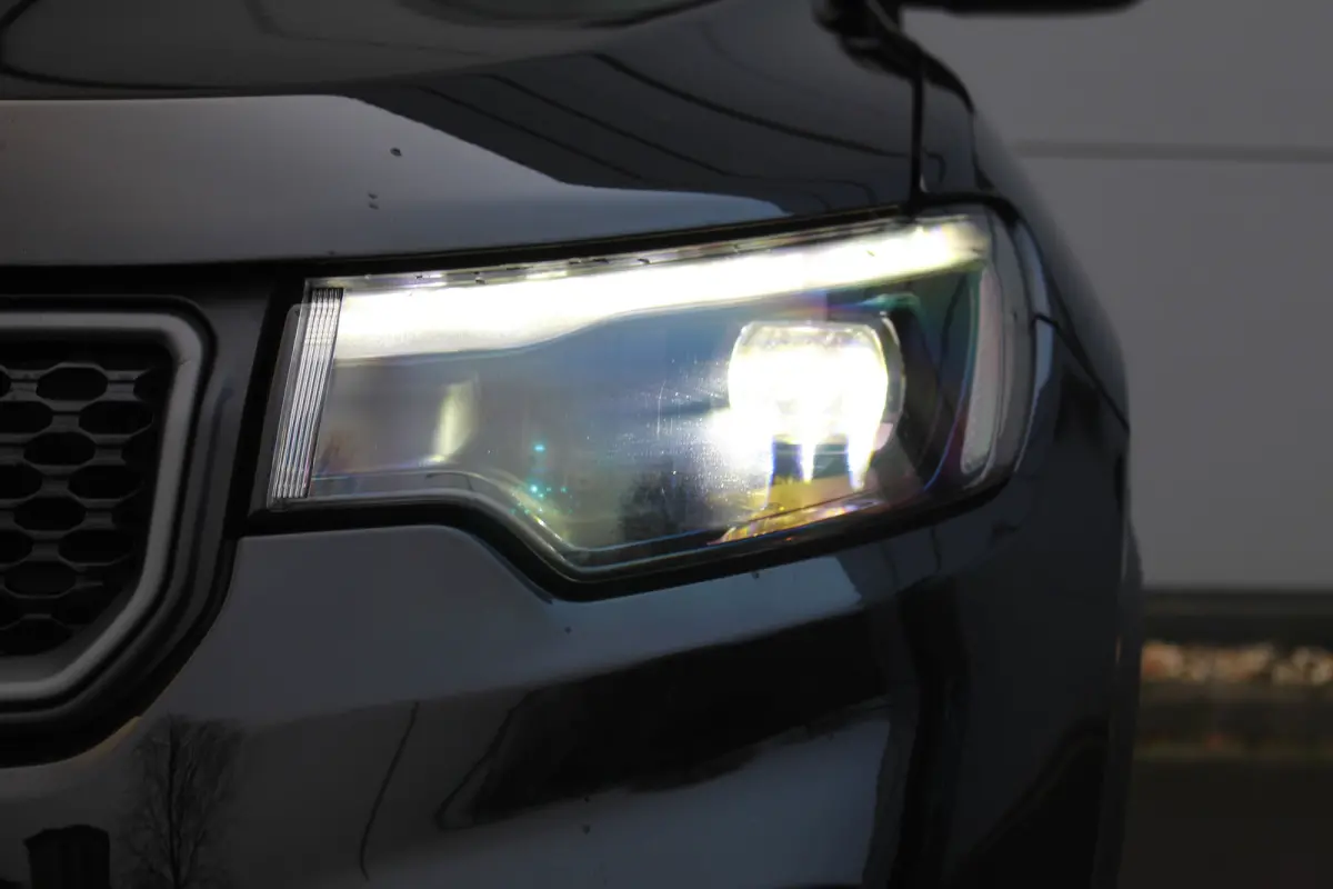4xe 240 PK Plug-in Hybrid Trail Hawk | Adapt. Cruise | Leder | Memory Stoel | Stoelvent. | Camera | Carplay | Drive Assist | Keyless | Adapt. Cruise | LEDER | Memory Stoel | Stoelvent. | Cam