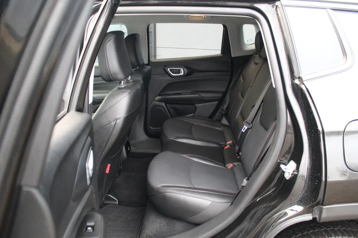 4xe 240 PK Plug-in Hybrid Trail Hawk | Adapt. Cruise | Leder | Memory Stoel | Stoelvent. | Camera | Carplay | Drive Assist | Keyless | Adapt. Cruise | LEDER | Memory Stoel | Stoelvent. | Cam