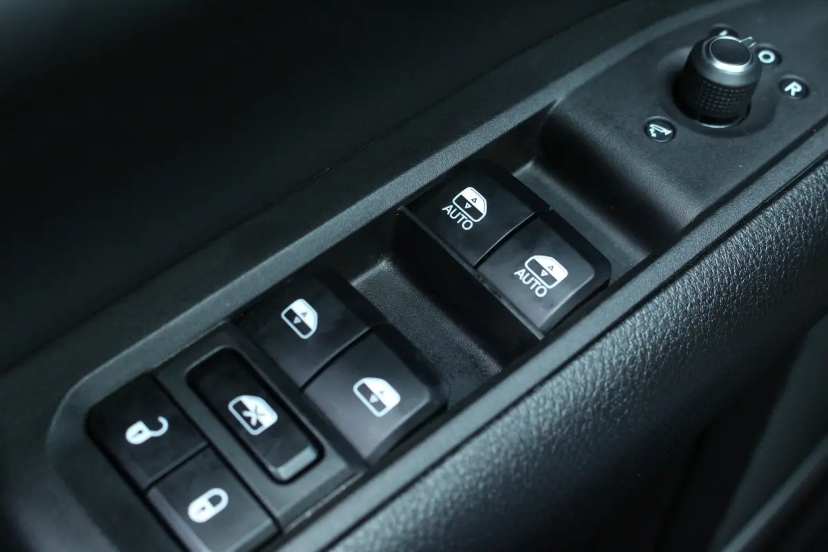 4xe 240 PK Plug-in Hybrid Trail Hawk | Adapt. Cruise | Leder | Memory Stoel | Stoelvent. | Camera | Carplay | Drive Assist | Keyless | Adapt. Cruise | LEDER | Memory Stoel | Stoelvent. | Cam
