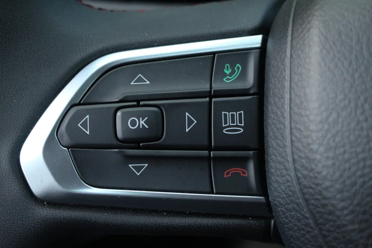 4xe 240 PK Plug-in Hybrid Trail Hawk | Adapt. Cruise | Leder | Memory Stoel | Stoelvent. | Camera | Carplay | Drive Assist | Keyless | Adapt. Cruise | LEDER | Memory Stoel | Stoelvent. | Cam
