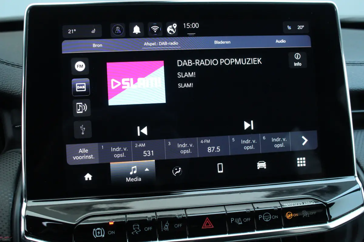 4xe 240 PK Plug-in Hybrid Trail Hawk | Adapt. Cruise | Leder | Memory Stoel | Stoelvent. | Camera | Carplay | Drive Assist | Keyless | Adapt. Cruise | LEDER | Memory Stoel | Stoelvent. | Cam