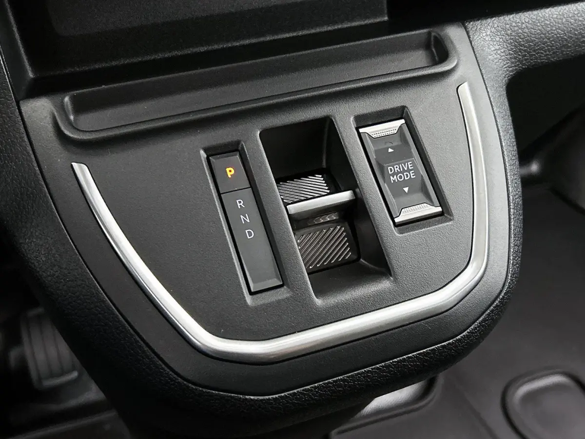 L3 75 kWh Accu 98% | Camera | LED