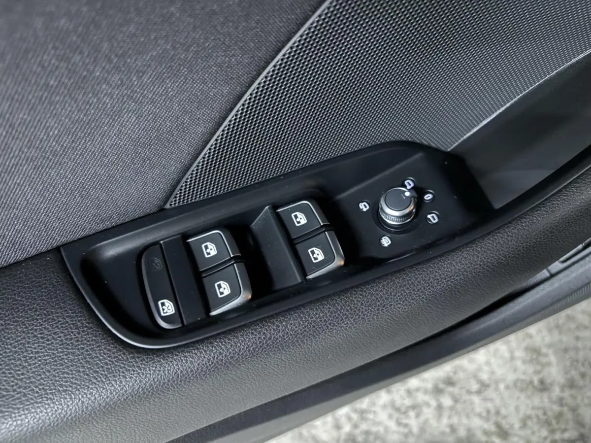 1.4 e-tron Sport Pro Line plus