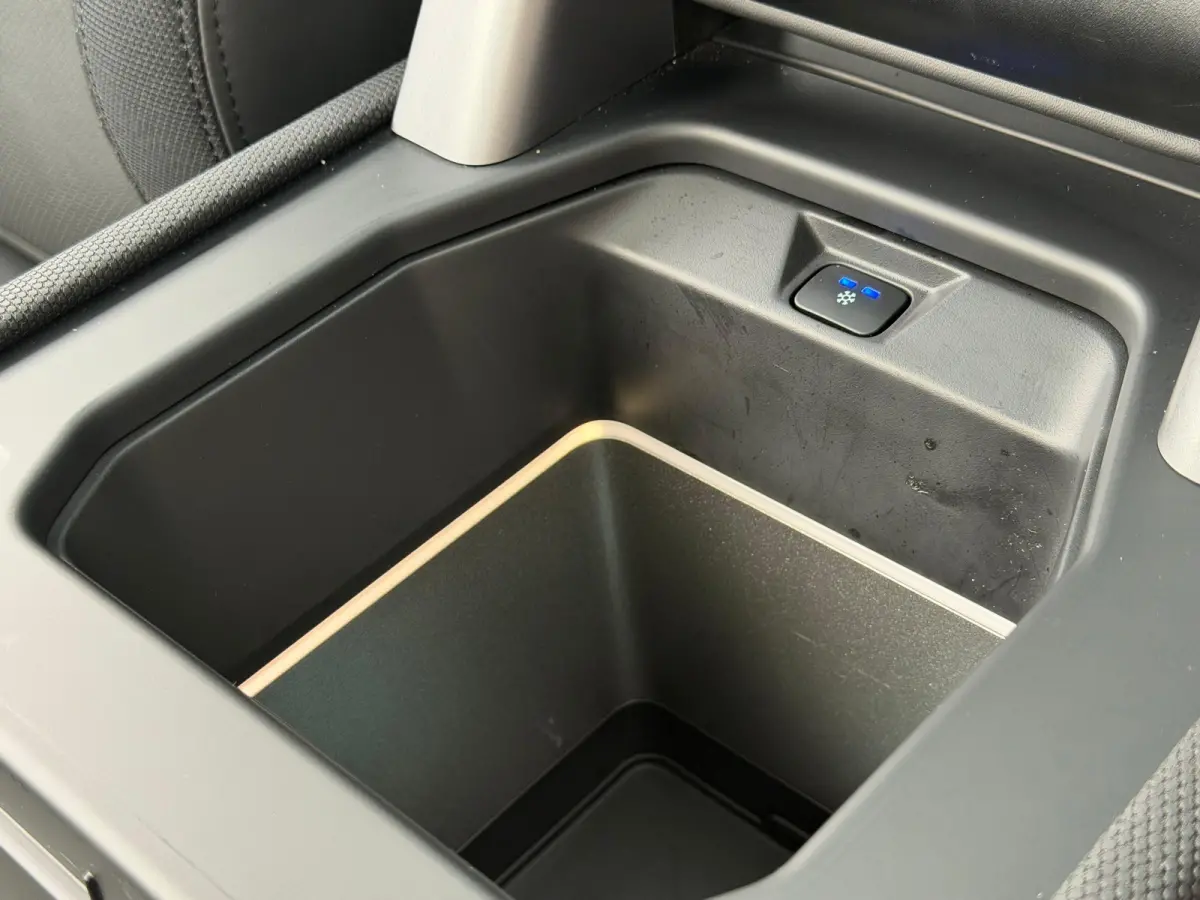 P400e X-Dynamic HSE | Head-up | 4-Zone Climate | 22 Inch | Koelbox | Afn. trekhaak | Stoelkoeling | Pano|