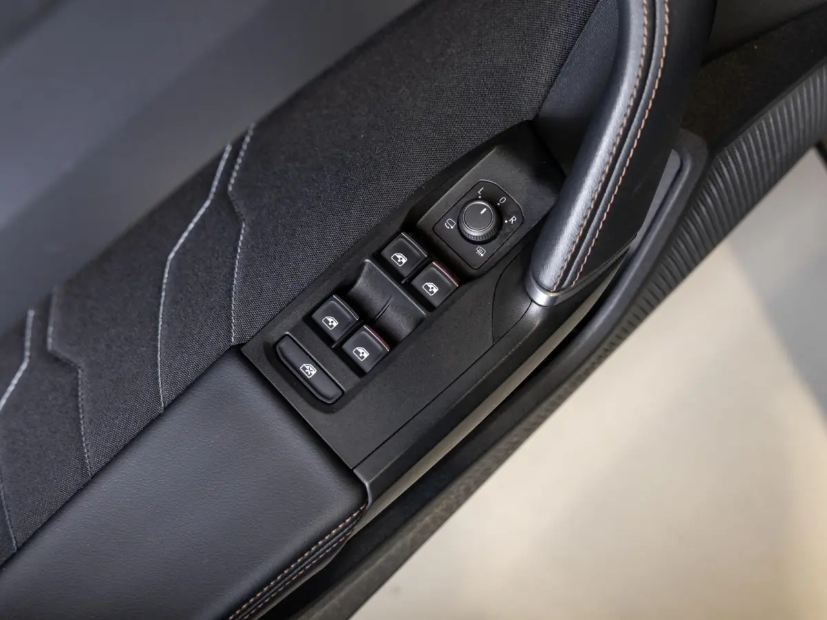 1.5 TSI Business Edition Plus / 150pk / Stoel en stuur verwarming / Beats /