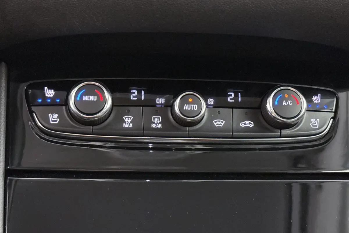 1.6 Turbo Hybrid Ultimate Stoelventilatie Denon HiFi Leder