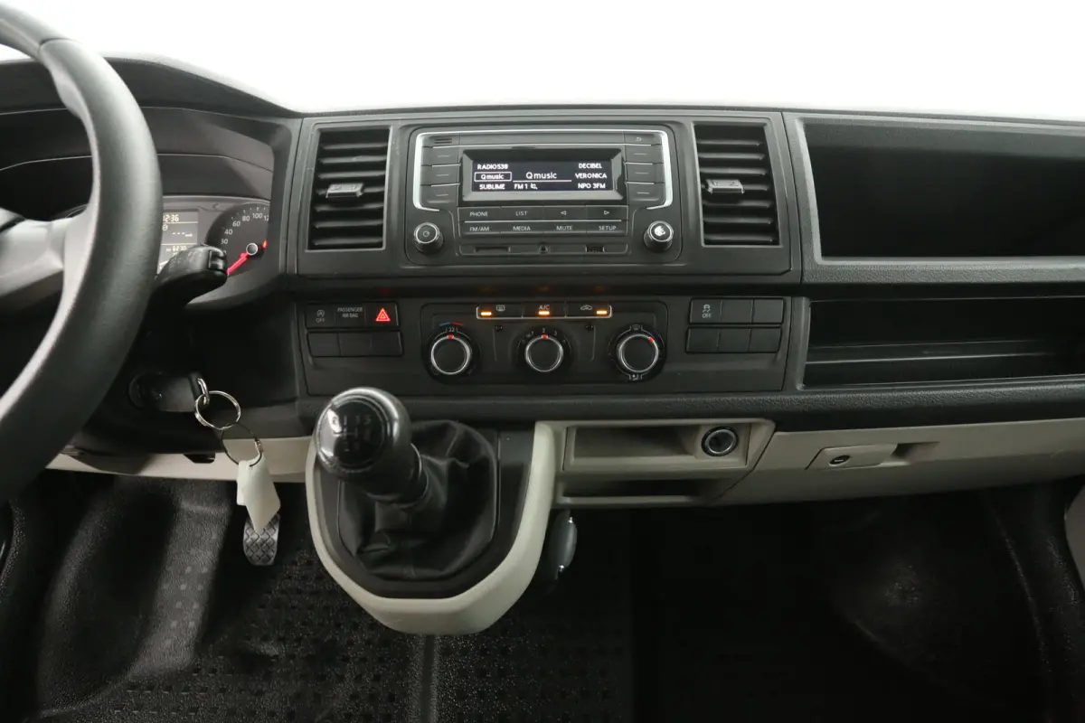2.0 TDI L2H1 140PK | Airco | Cruise | Trekhaak | 3 Zits | Sidebars