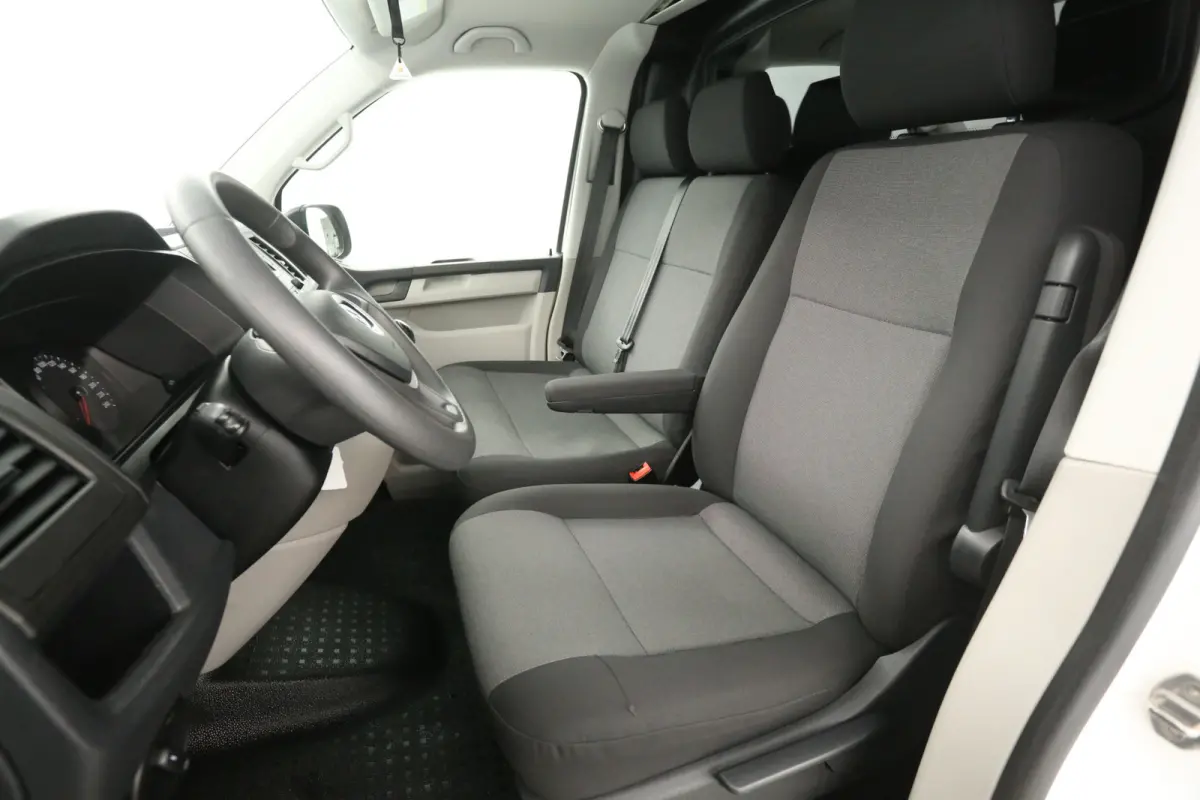 2.0 TDI L2H1 140PK | Airco | Cruise | Trekhaak | 3 Zits | Sidebars