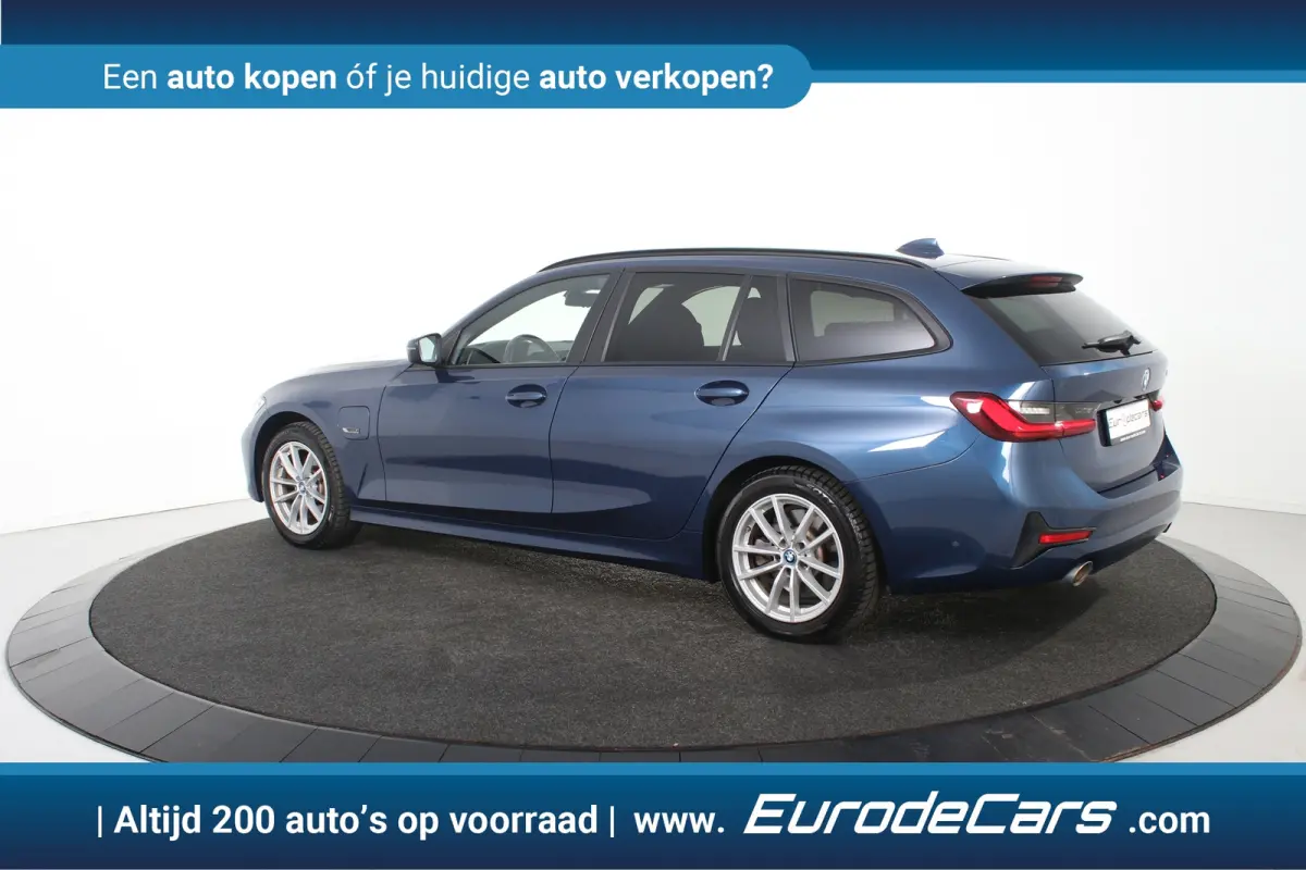 320 e *1ste Eigenaar*Leer*Stoelverwarming*Navigatie*PDC*
