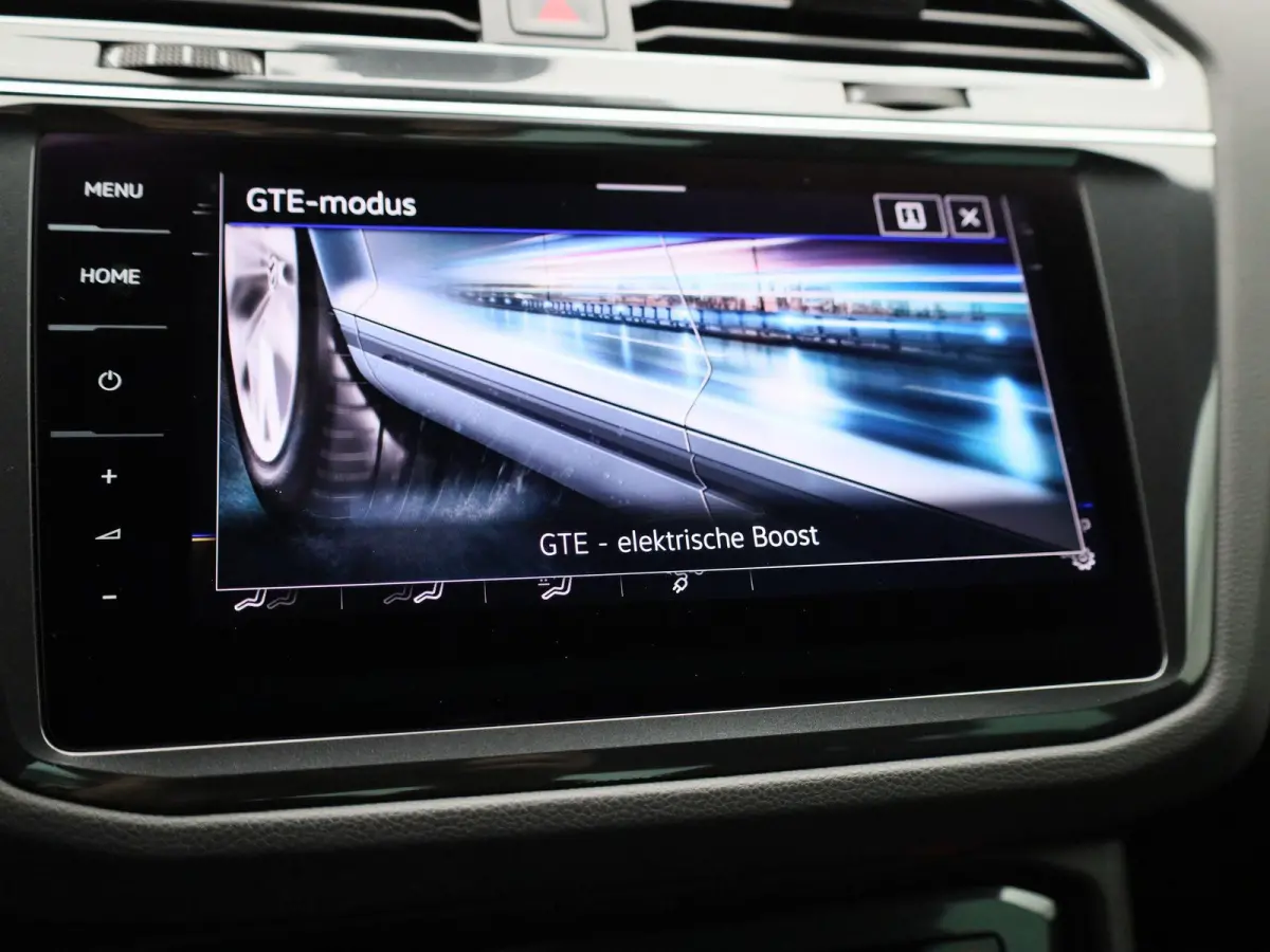 1.4 TSI eHybrid R-Line Business+ 245 PK| | SOH 86,5% | Dealeronderhouden | Trekhaak | Navigatie Pro | 360 Camera | Stoelverwarming Voor & Achter | Stuurwielverwarming