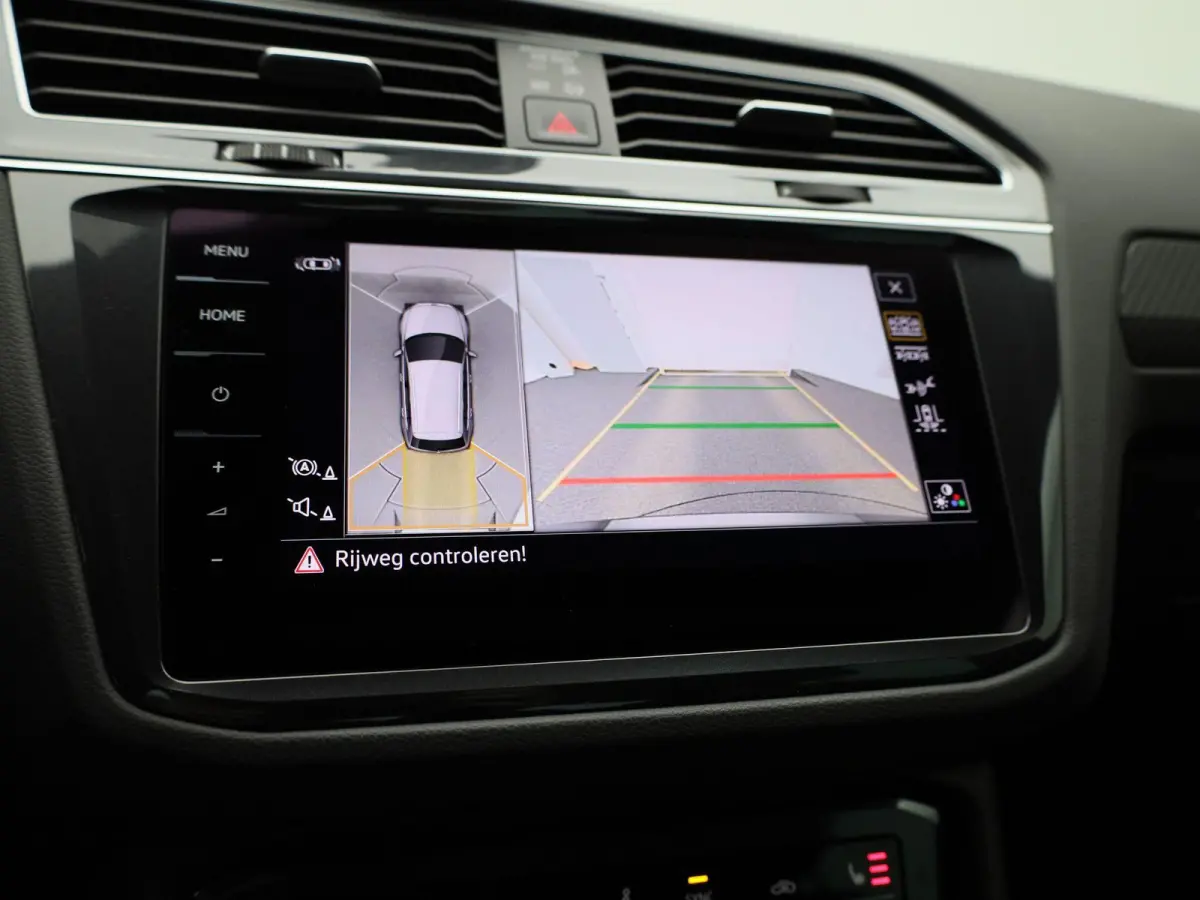 1.4 TSI eHybrid R-Line Business+ 245 PK| | SOH 86,5% | Dealeronderhouden | Trekhaak | Navigatie Pro | 360 Camera | Stoelverwarming Voor & Achter | Stuurwielverwarming