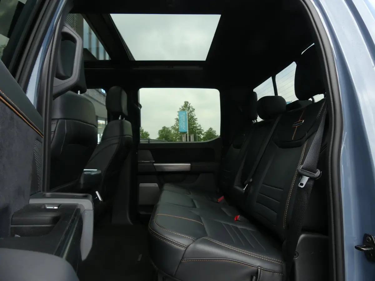 F-150 V6 Platinum AWD 5P / B&O / PANO /