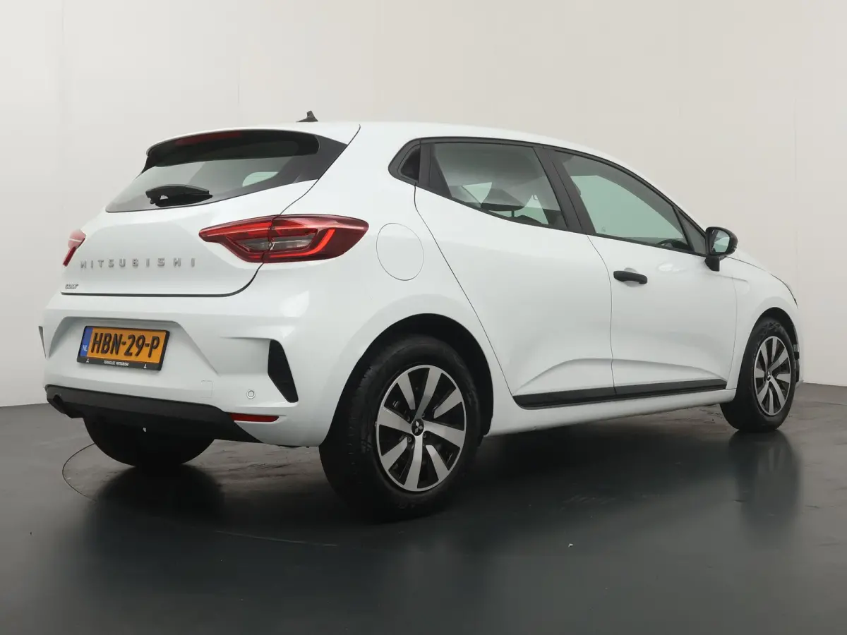 1.0 MT Pure | Apple Carplay/Android Auto | Parkeersensoren | Airco |