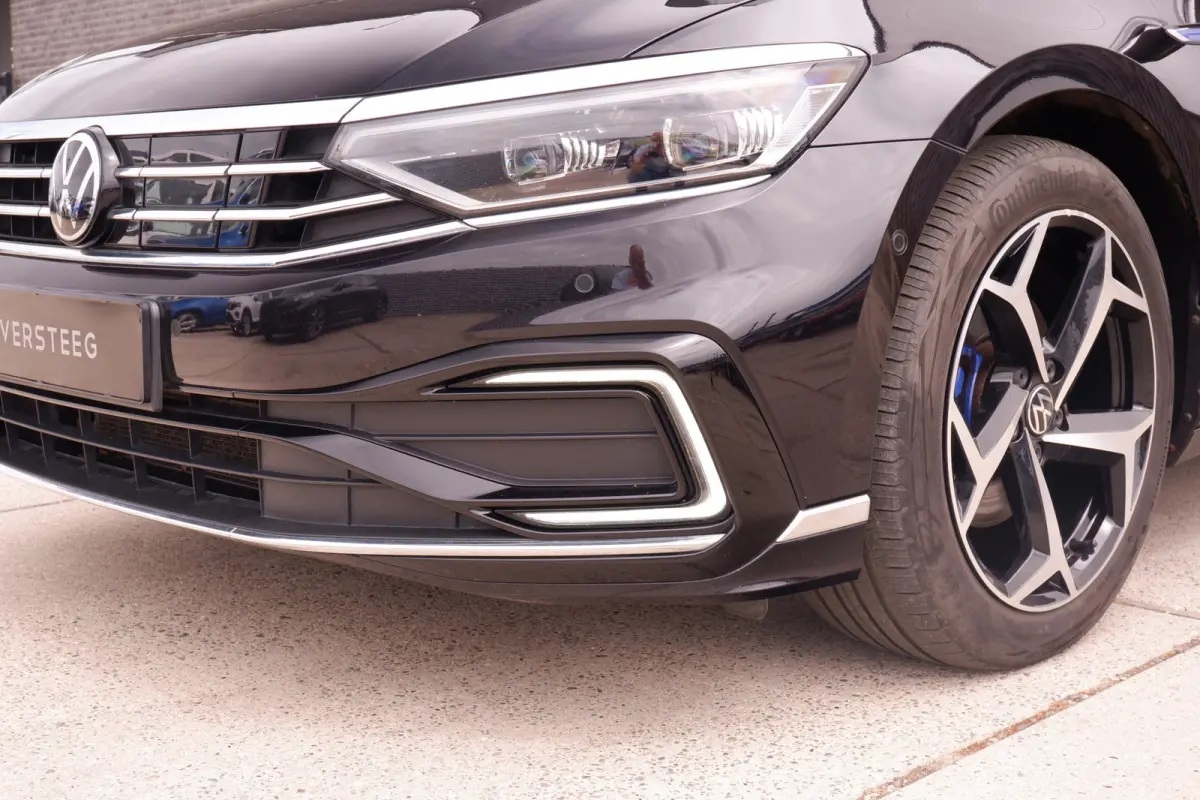 1.4 TSI PHEV GTE Business | Pano | Elek. Trekhaak | Head-Up | Carplay | LED | Camera | Navi