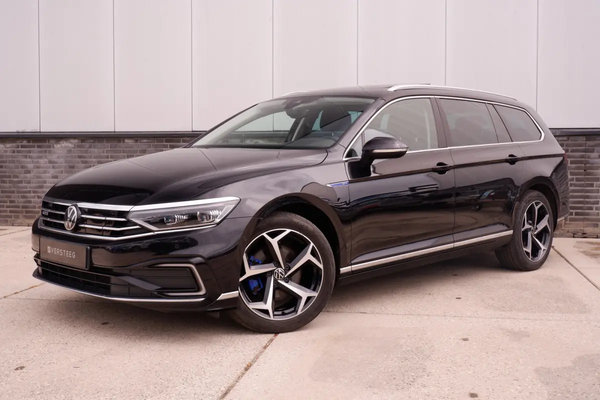 1.4 TSI PHEV GTE Business | Pano | Elek. Trekhaak | Head-Up | Carplay | LED | Camera | Navi