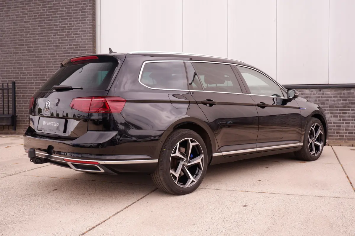 1.4 TSI PHEV GTE Business | Pano | Elek. Trekhaak | Head-Up | Carplay | LED | Camera | Navi