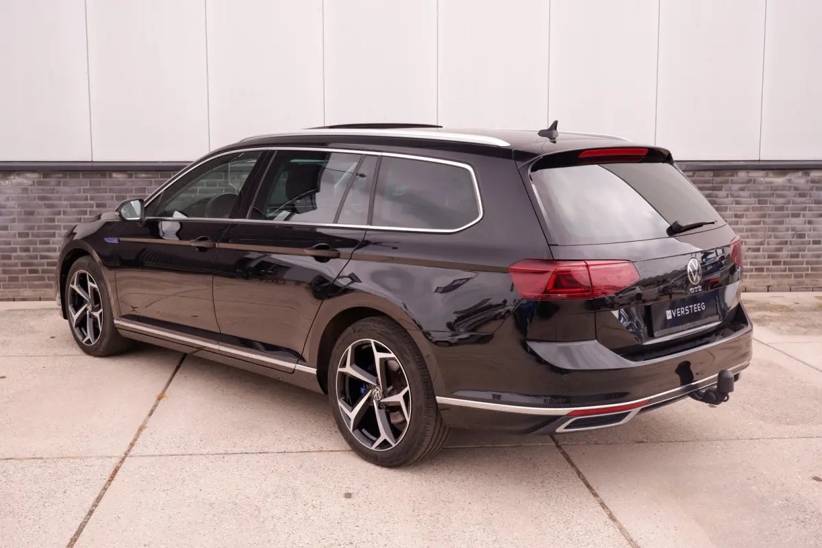 1.4 TSI PHEV GTE Business | Pano | Elek. Trekhaak | Head-Up | Carplay | LED | Camera | Navi