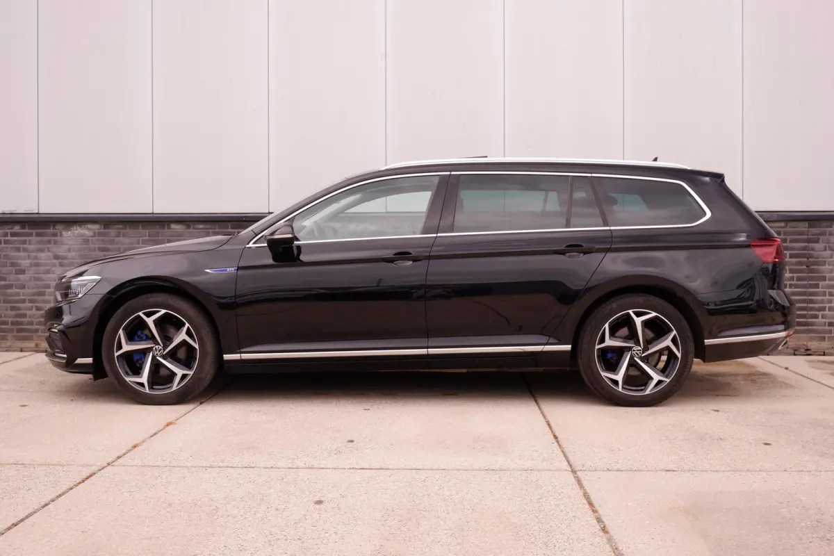 1.4 TSI PHEV GTE Business | Pano | Elek. Trekhaak | Head-Up | Carplay | LED | Camera | Navi