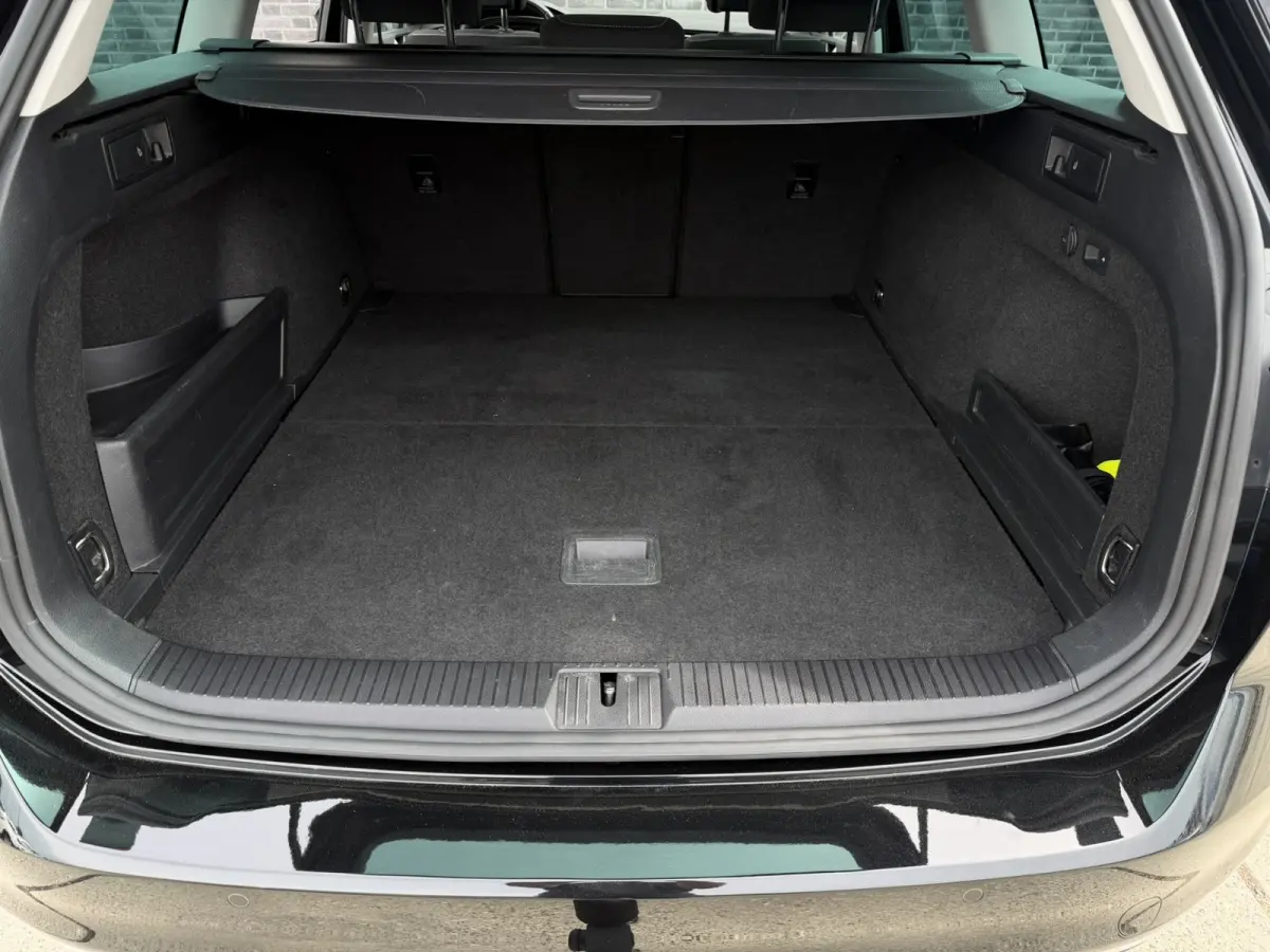 1.4 TSI PHEV GTE Business | Pano | Elek. Trekhaak | Head-Up | Carplay | LED | Camera | Navi
