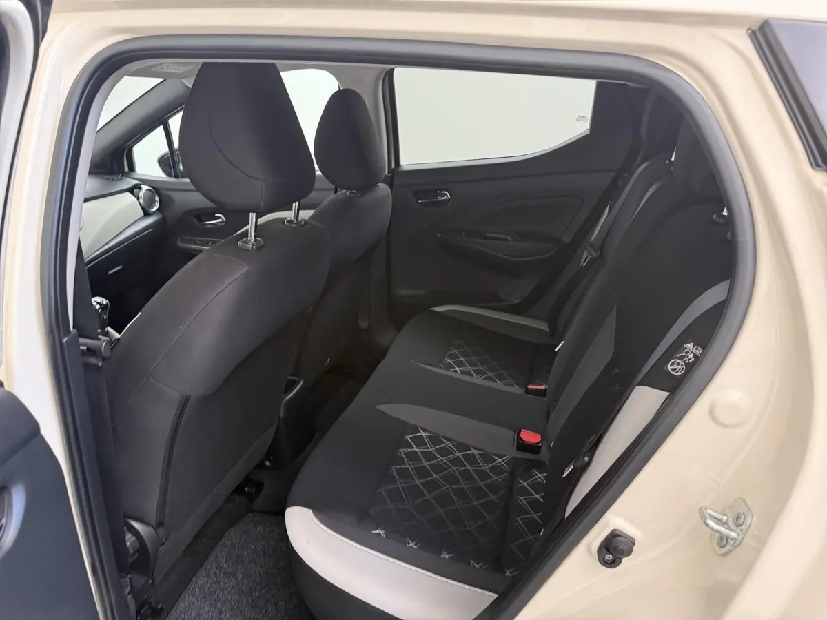 1.0 IG-T N-Design | Apple CarPlay | Cruise Control | 41.775 km |