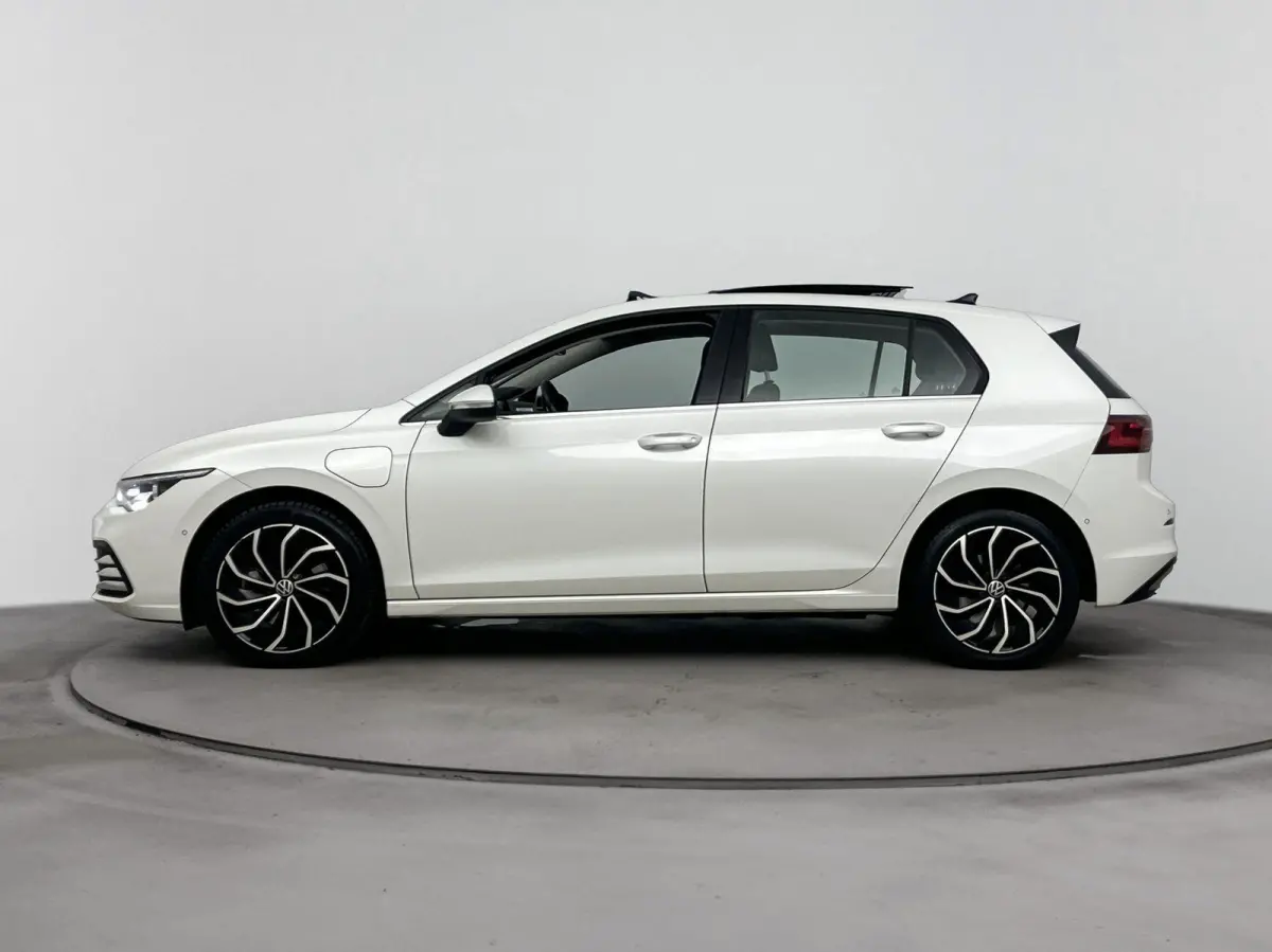 1.4 eHybrid Style | PANORAMADAK | TREKHAAK | STOEL-STUUR VERWARMING | CAMERA | ADAPTIEF CRUISECONTROL |