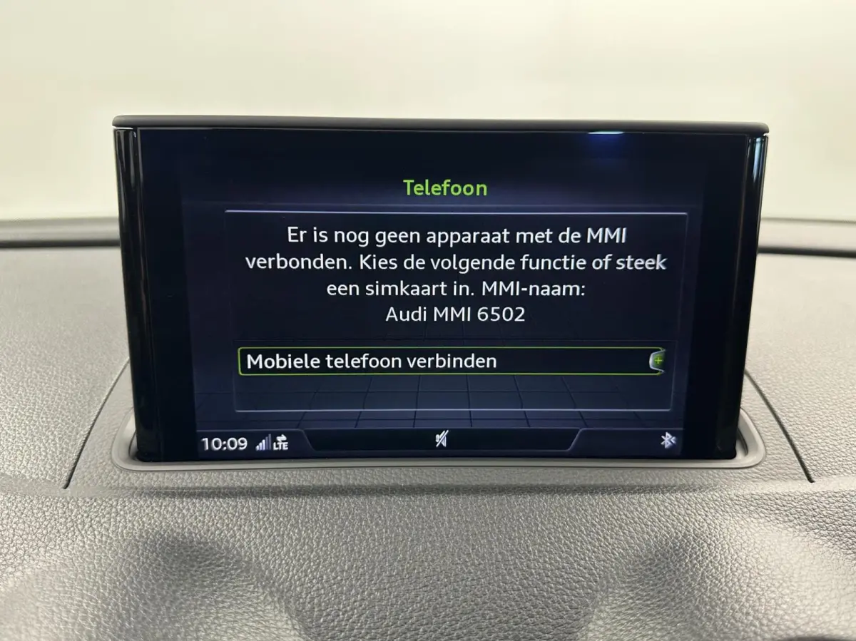 40 e-tron Advance Sport NAVI VIRTUAL TREKHAAK.