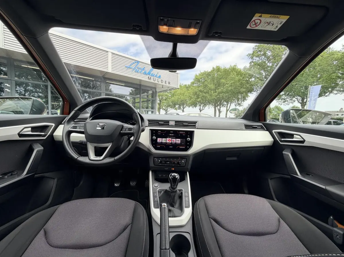1.0 TSI Xcellence Launch Edition | Camera | Clima | Cruise | Trekhaak