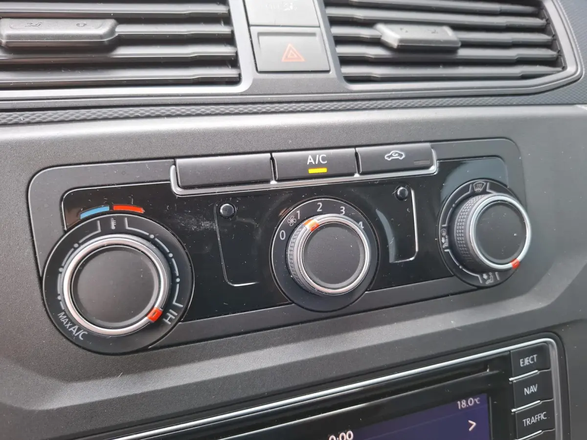 2.0 TDI L2H1 BMT 4Motion Maxi Highline DUBBELE SCHUIFDEUR / AUTOMAAT / EURO 6 / 4X4 / NAVI