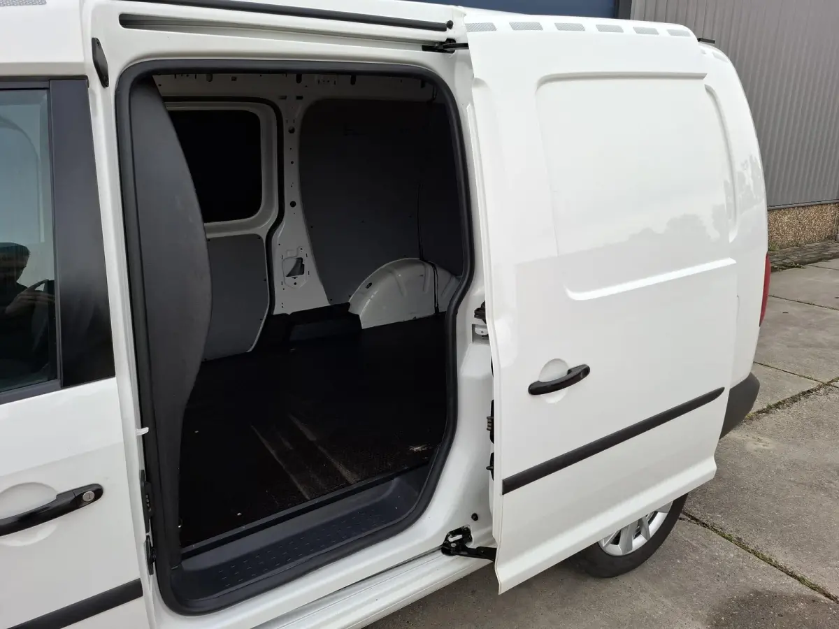2.0 TDI L2H1 BMT 4Motion Maxi Highline DUBBELE SCHUIFDEUR / AUTOMAAT / EURO 6 / 4X4 / NAVI