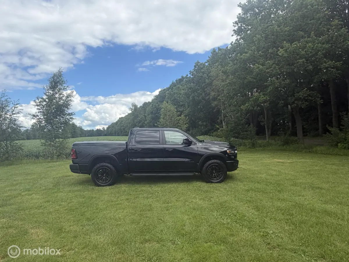 1500 Rebel Hurricane 3.0 L6|1E Eigenaar|Prins Lpg